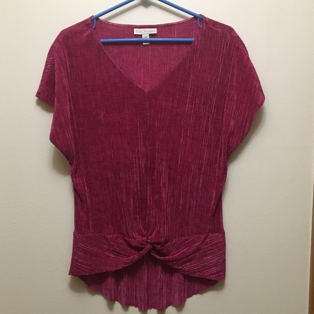 Dana Buchman gorgeous pink top